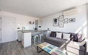 The Black&White Apartment