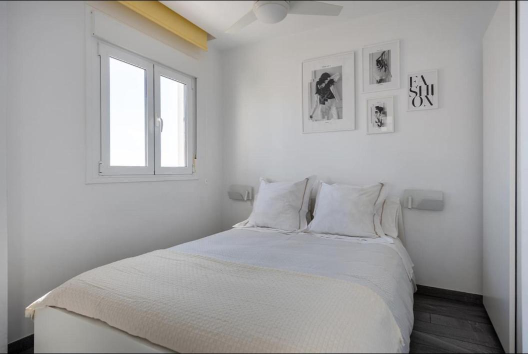 The Black&White Apartment Torremolinos Esterno foto